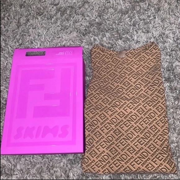 FENDI x SKIMS HIGH NECK BODYSUIT 2XL IN CALIFORNIA (TAN) - Picture 10 of 13